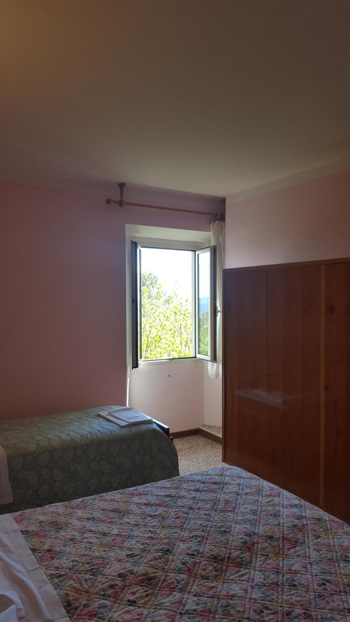 Albergo Ristorante Gualtieri 巴贝里诺·迪·穆杰罗 客房 照片