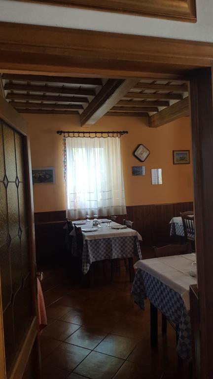 Albergo Ristorante Gualtieri 巴贝里诺·迪·穆杰罗 外观 照片